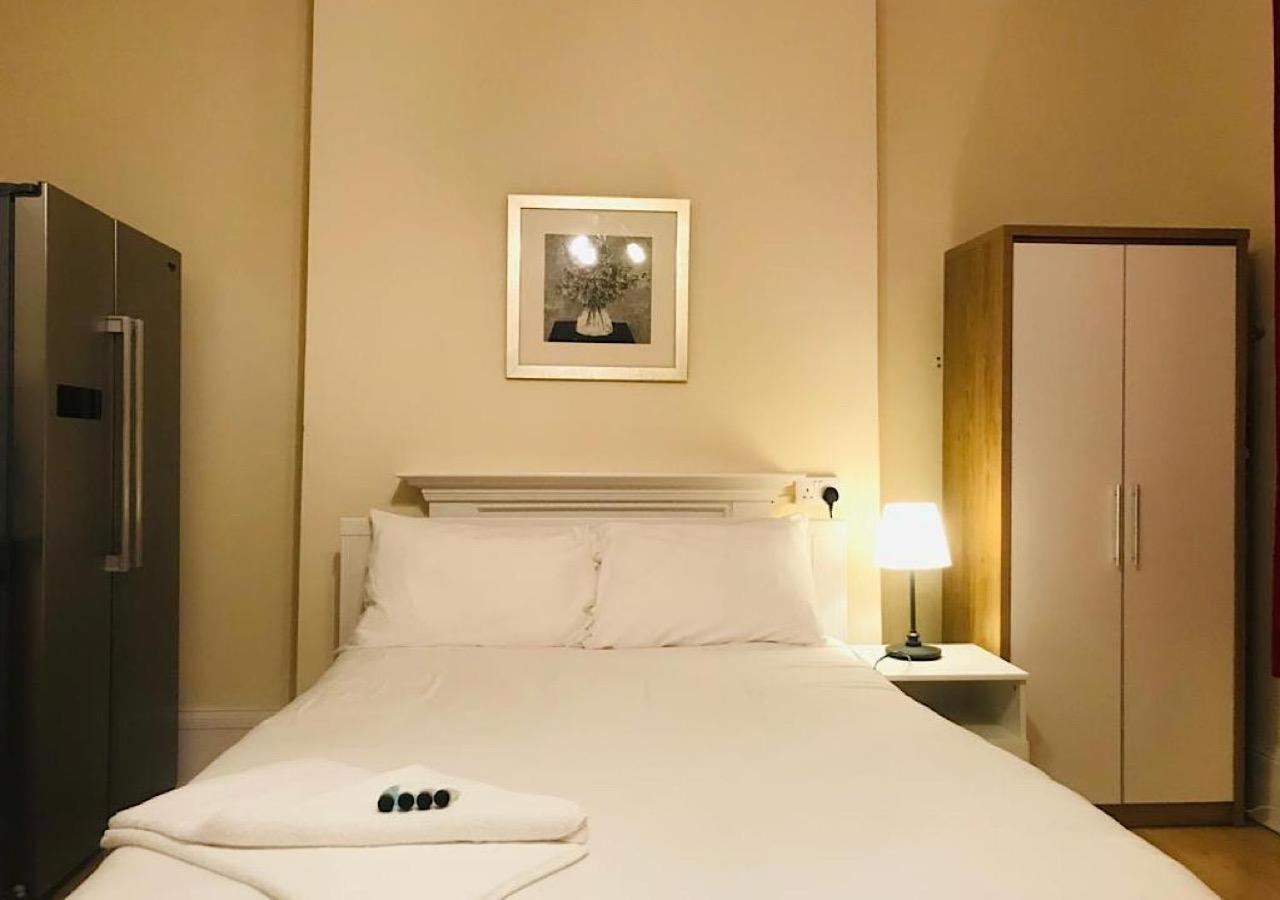 Vauxhall Guest house
